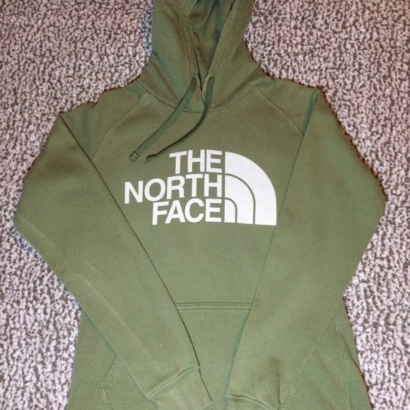 The North Face Hoodie/Sweatshirt - Picture 2 of 8